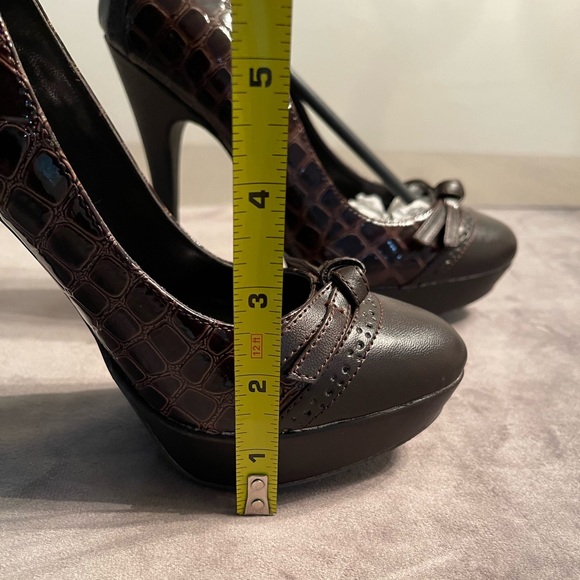 Charles by Charles David platform faux croc women’s Heels Size 6.5 office siren - Picture 3 of 8